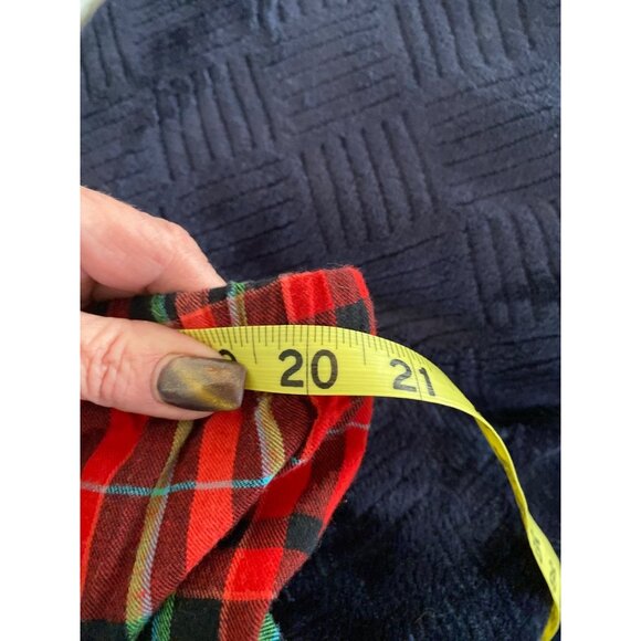 Wonderland Target Men’s Red Black Green Plaid Pajama Set in Med - Picture 15 of 16